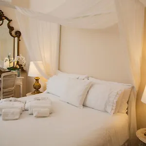 https://dimora-sinibaldi.palermohotels.org